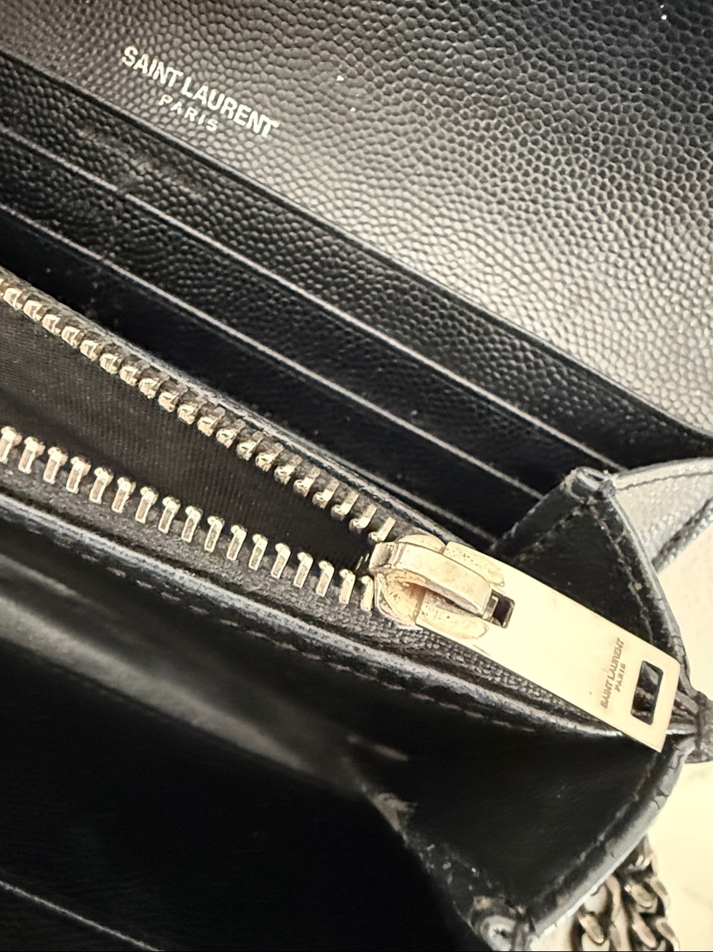 YSL Black wallet on chain - Picture 7 of 8